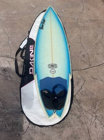 Quiet Flight Sting Fish Surfboard 6’3” Fins, Leash, Travel Bag